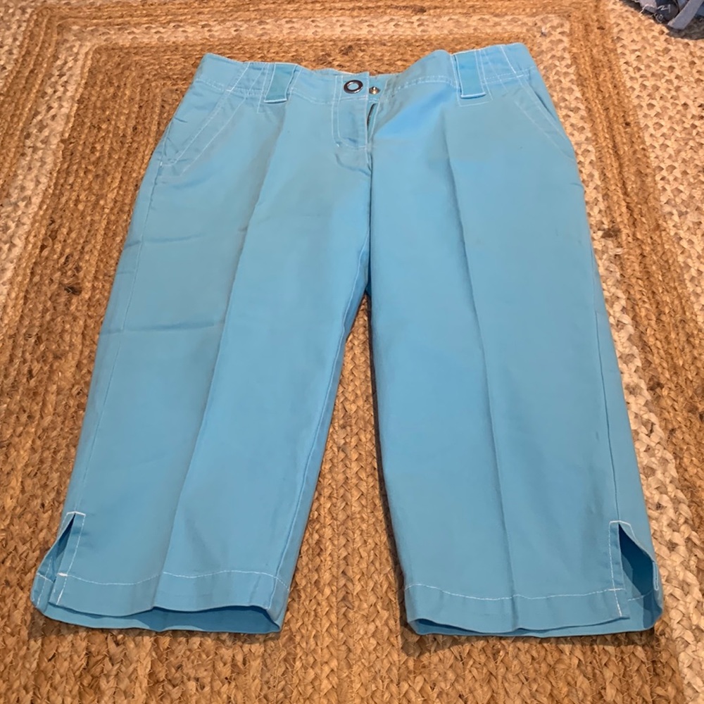 blue capris